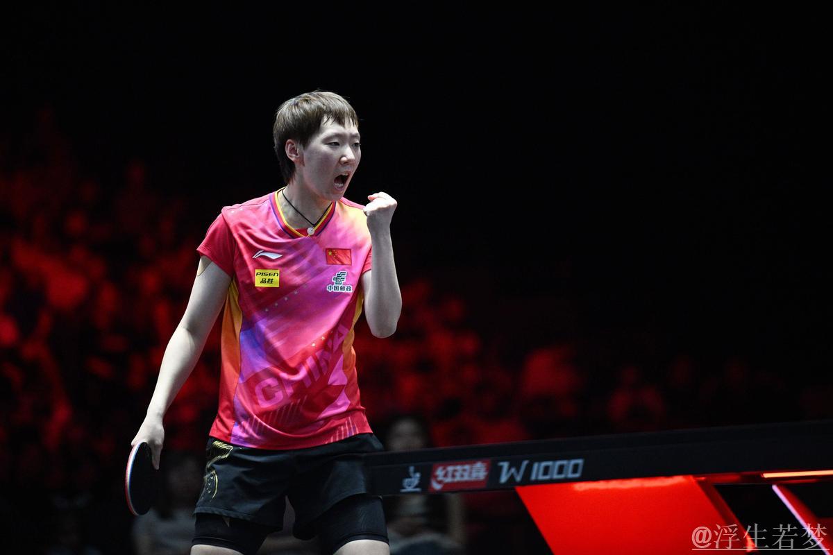 王曼昱挺进女子单打半决赛 王曼昱挺进女子单打半决赛